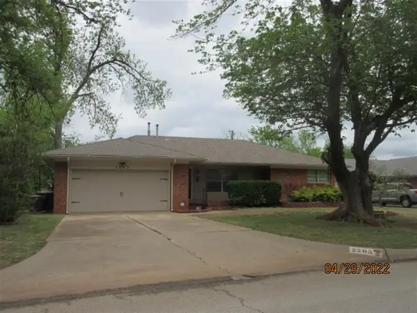 2205 Gladstone Terrace, Oklahoma City, OK 73120