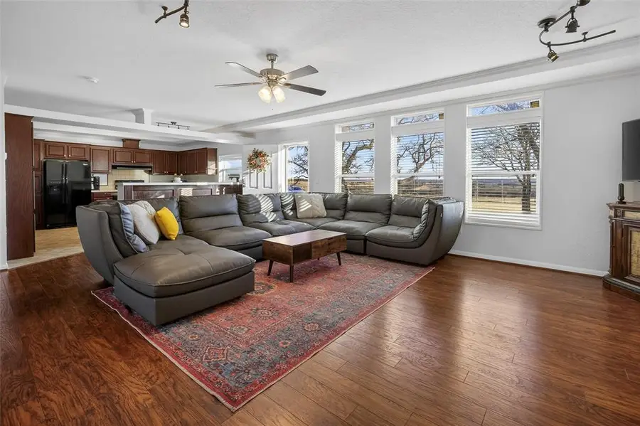 1401 S Indian Meridian Road, Meridian, OK 73058 - #3