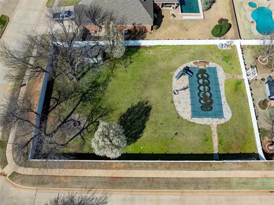 421 War Eagle Lane, Yukon, OK 73099 - #3