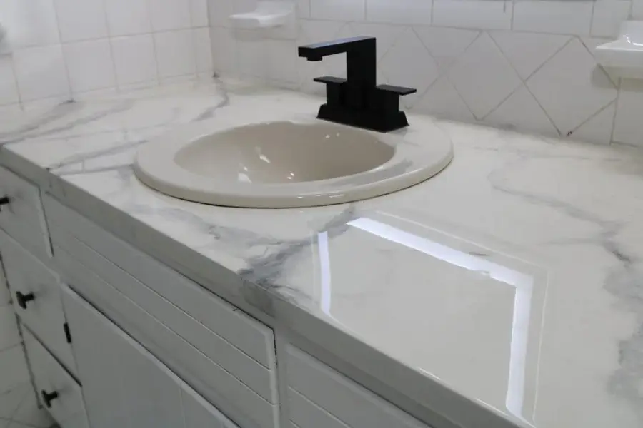 916 N Lee Street, Altus, OK 73521 - #3