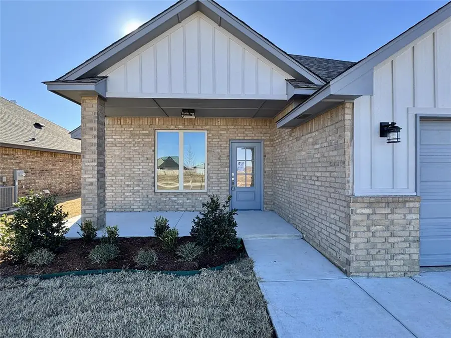 9324 NW 143rd Street, Yukon, OK 73099 - #2