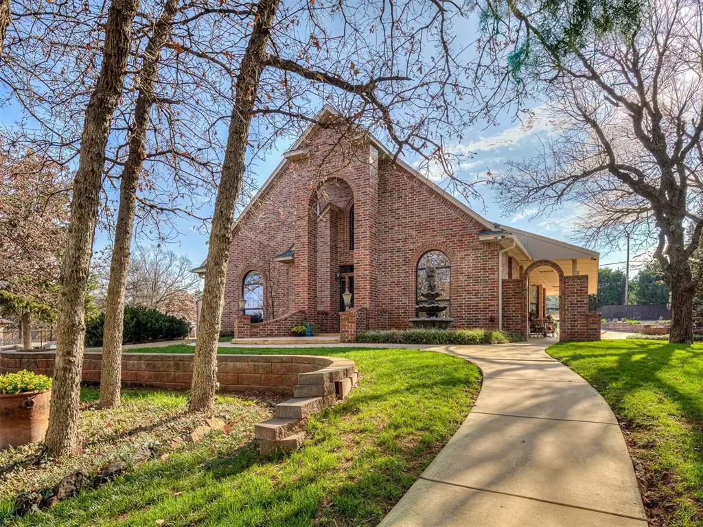 4104 Prairie Falcon Point, Edmond, OK 73034 - #1