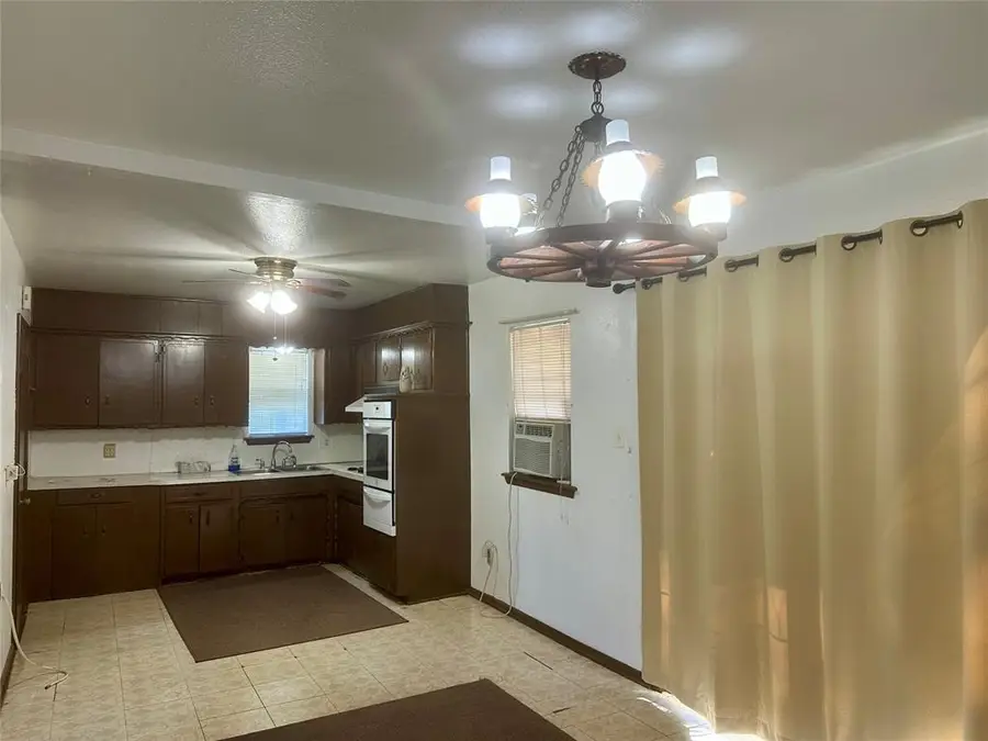 6404 S Byers Avenue, Oklahoma City, OK 73149 - #3