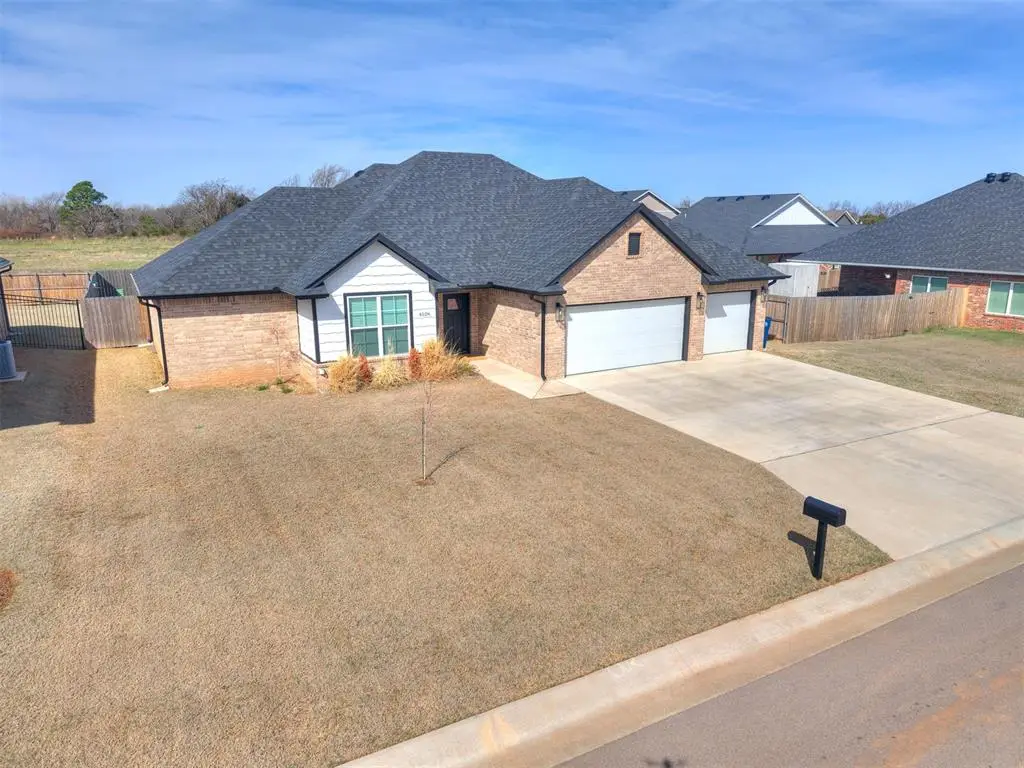 4526 Red Bird Road, Shawnee, OK 74804 - #1