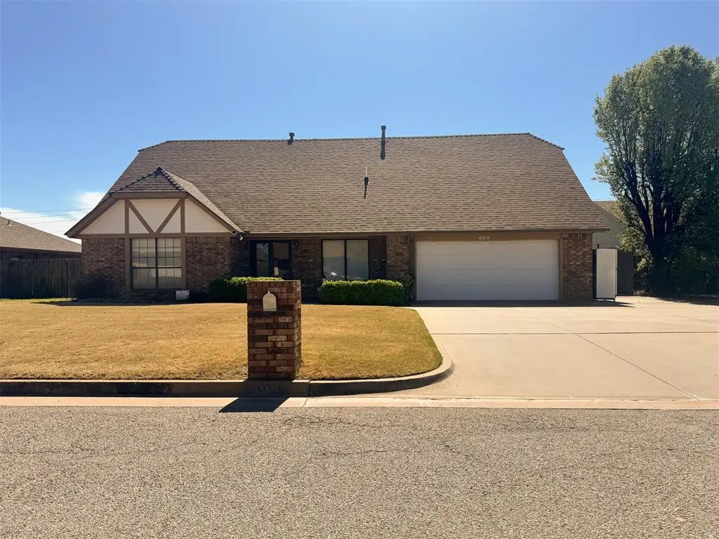 608 SW 104th Place, Oklahoma City, OK 73139 - #1