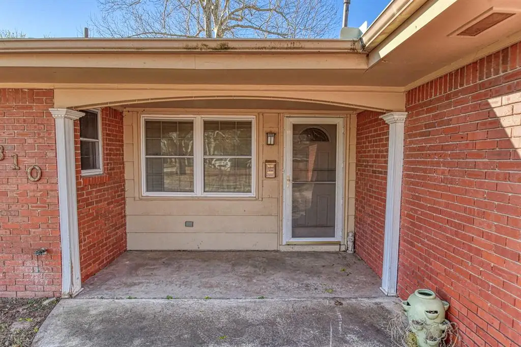 1810 Windsor Way, Norman, OK 73069 - #1