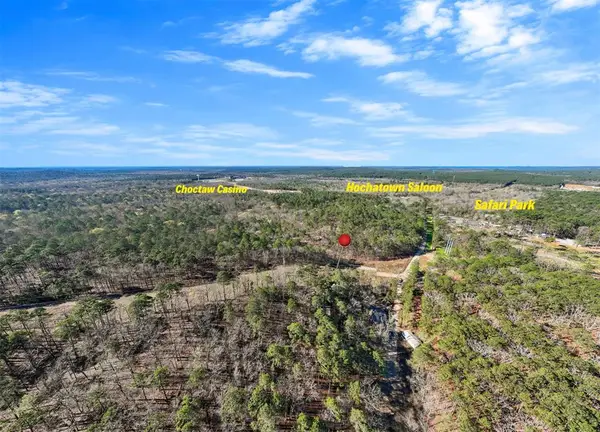 1 Johnboat Lane, Broken Bow, OK 74728