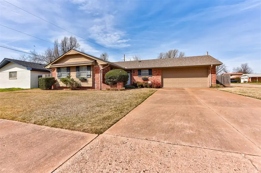 3001 Beverly Drive, Edmond, OK 73013 - #3