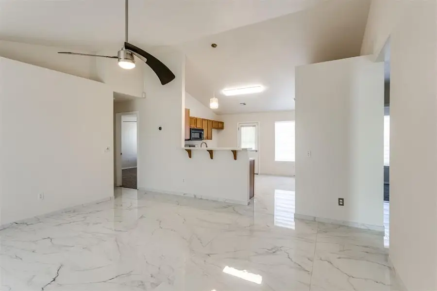 1725 Queensbury Drive, Moore, OK 73160 - #2