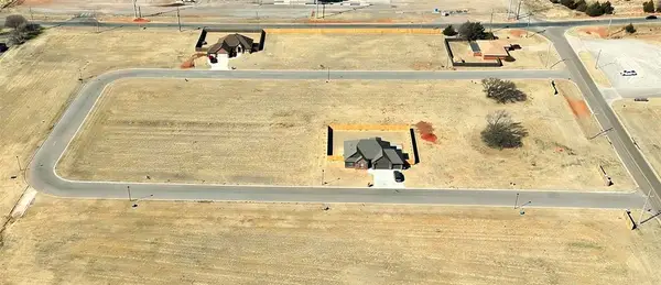 5 Flintlock Trail, Clinton, OK 73601