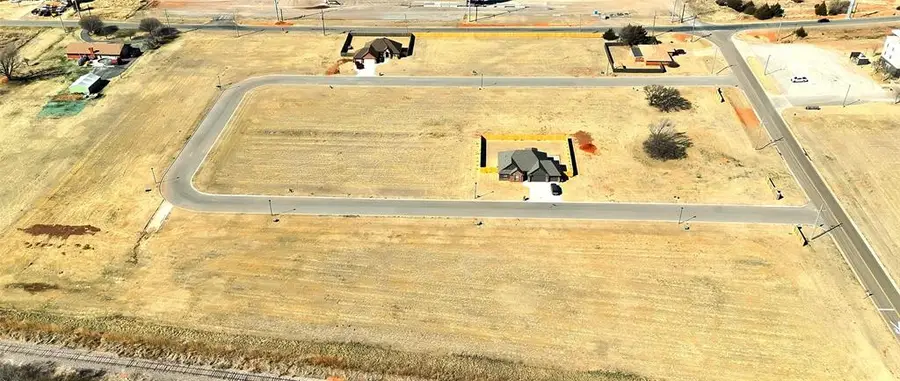 5 Flintlock Trail, Clinton, OK 73601 - #2