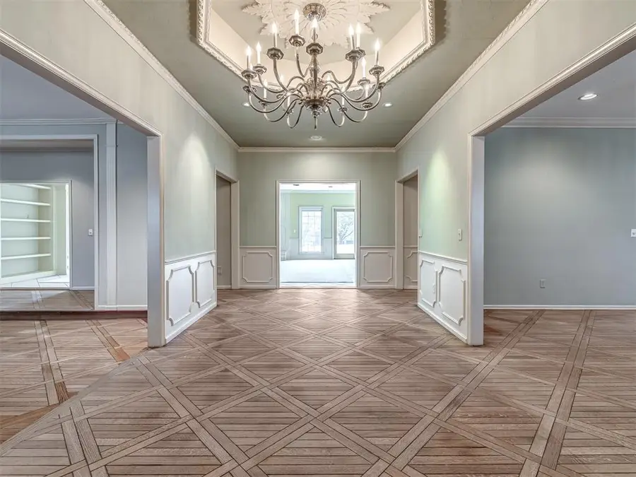 2500 NW Grand Boulevard, Oklahoma City, OK 73116 - #3