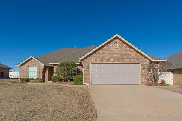 2008 Lantana Circle, Shawnee, OK 74804