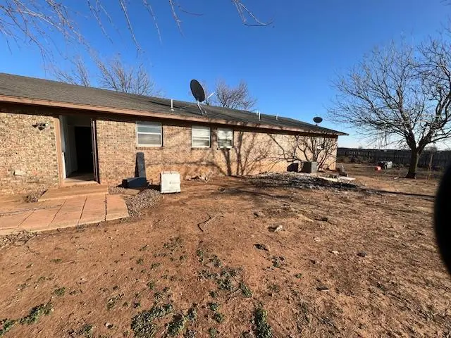 101 S Highland Avenue, Hobart, OK 73651 - #2
