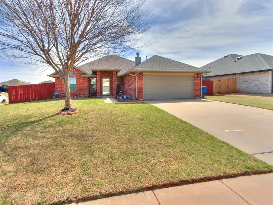 1924 W Flintlock Way, Mustang, OK 73064 - #3