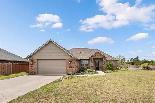 15 Blue Meadow Drive, Elgin, OK 73538