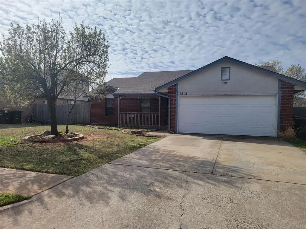 1212 NE 24th Street, Moore, OK 73160 - #1
