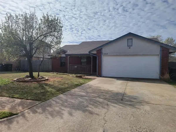 1212 NE 24th Street, Moore, OK 73160