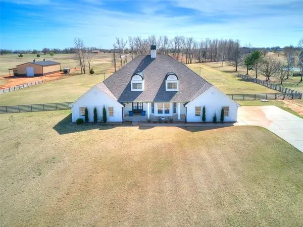 12724 N Torre Pines Lane, Yukon, OK 73099