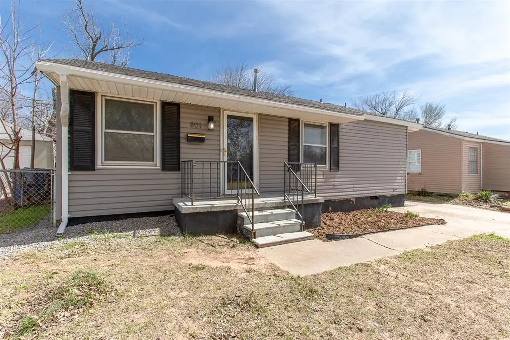 801 W Rickenbacker Drive, Midwest City, OK 73110 - #1