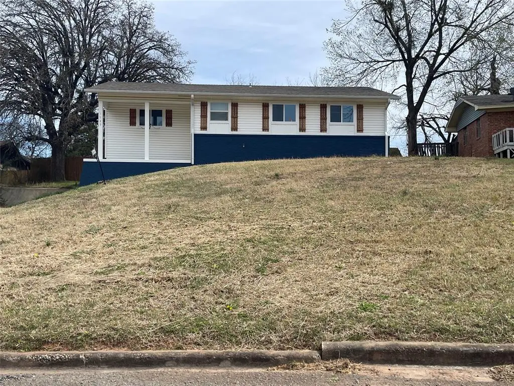 1725 Dougherty Drive, Shawnee, OK 74804 - #1