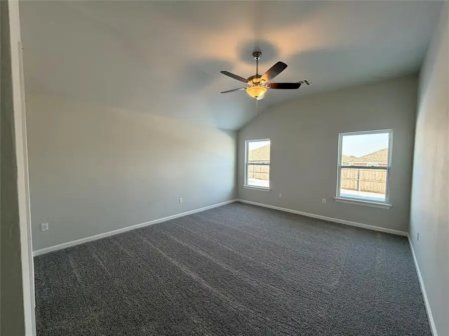 1016 Redwood Creek Drive, Yukon, OK 73099 - #3