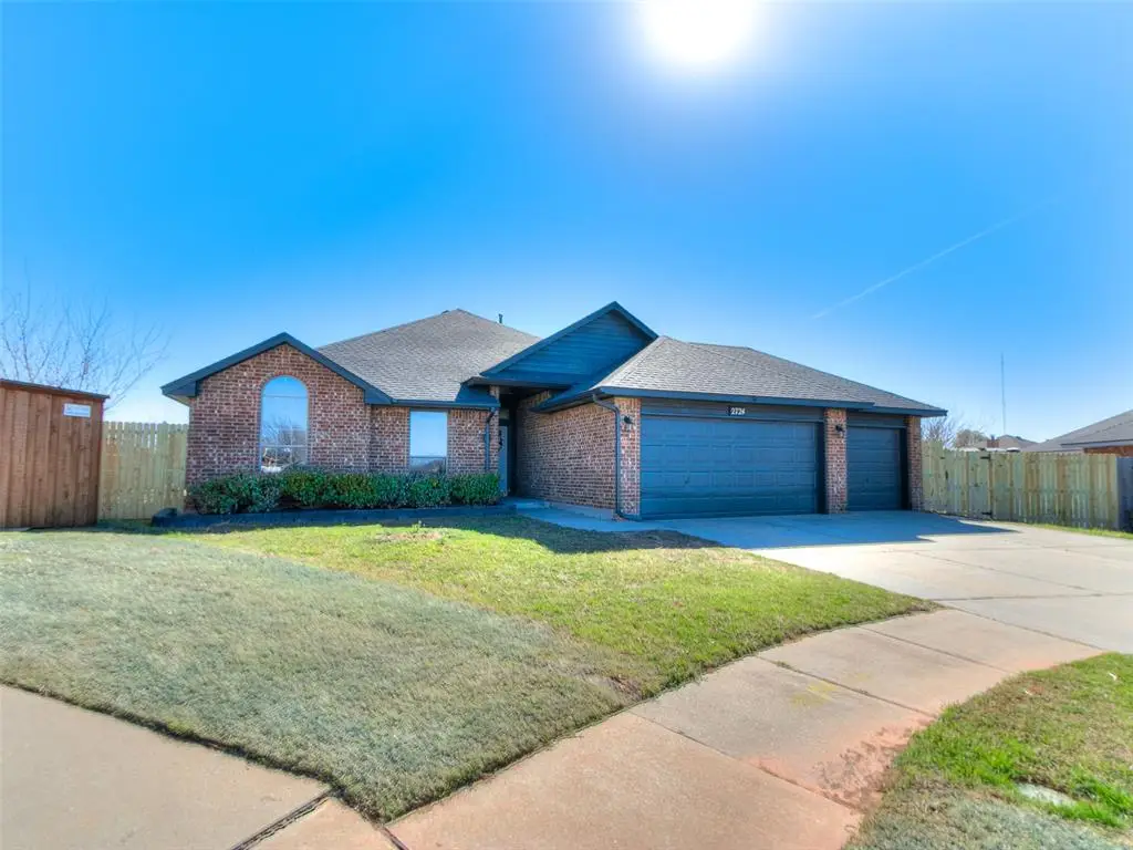 2724 SE 92nd Circle, Moore, OK 73160 - #1