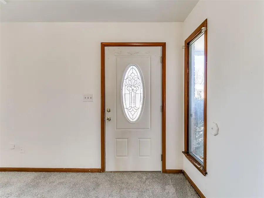 2215 S 11th Street, Chickasha, OK 73018 - #3