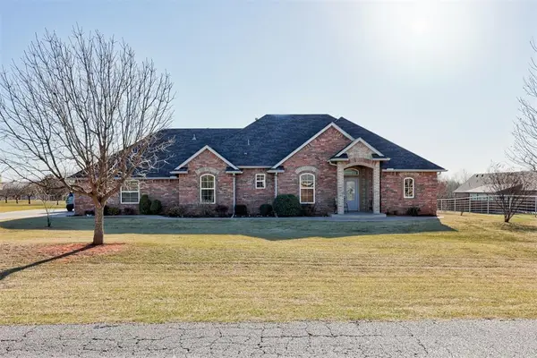 210 N Grigsby Road, Newcastle, OK 73065