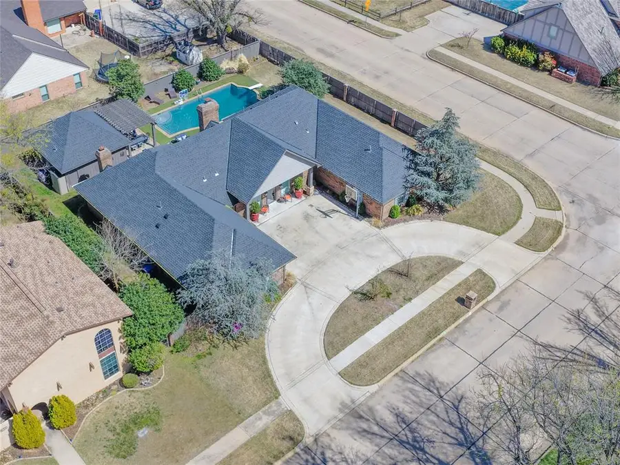 3903 Northridge Road, Norman, OK 73072 - #2