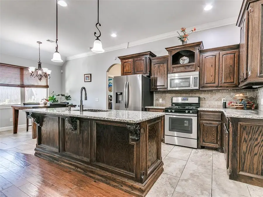 720 NE 23rd Street, Moore, OK 73160 - #3