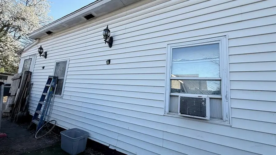 1418 W Dakota Avenue, Chickasha, OK 73018 - #2