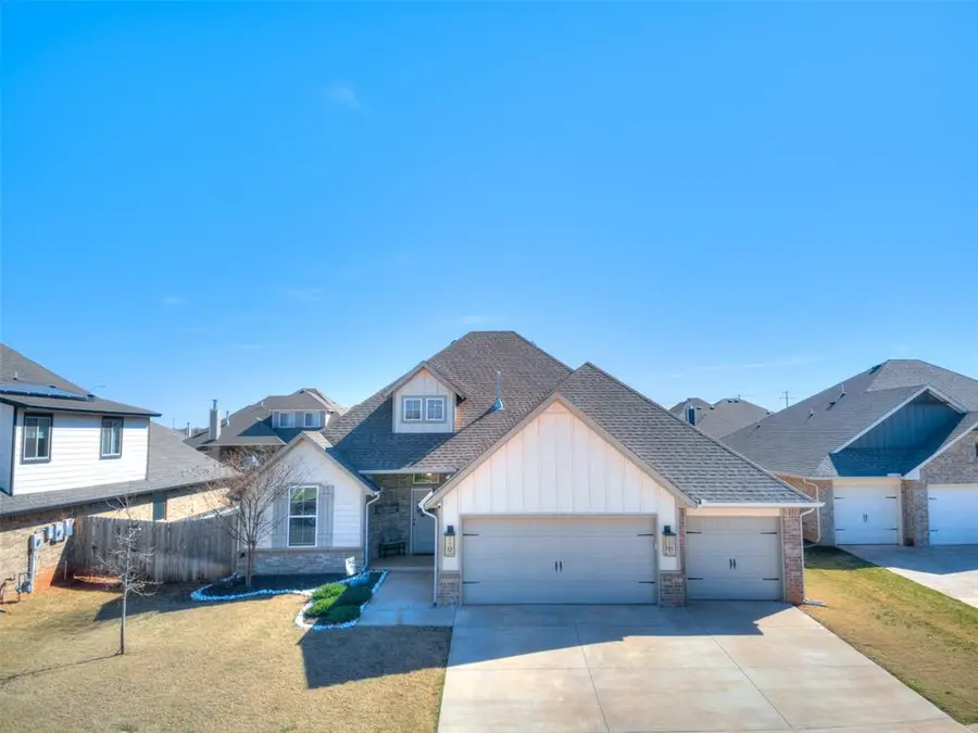 10104 NW 138th Circle, Yukon, OK 73099 - #2