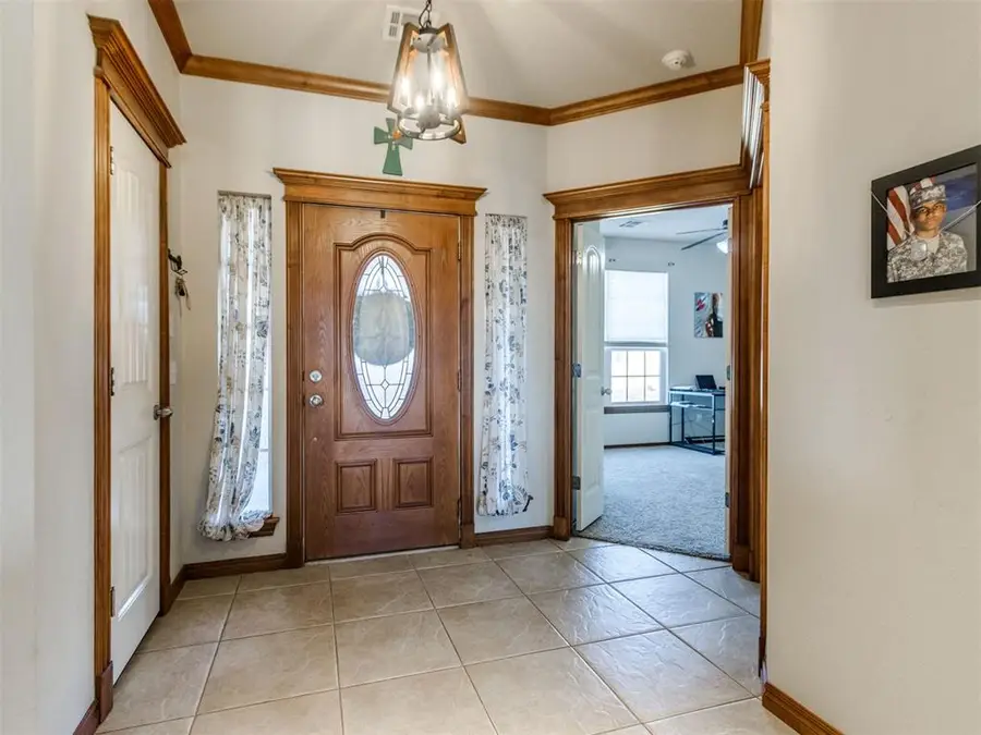 298 S Hillside Drive, Harrah, OK 73045 - #3