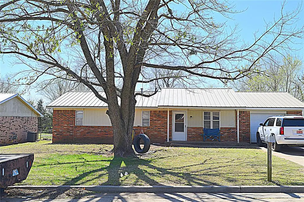 612 Nichols Avenue, Tecumseh, OK 74873 - #1