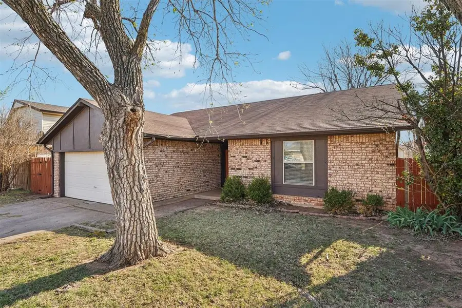 1212 Kings Court, Moore, OK 73160 - #2