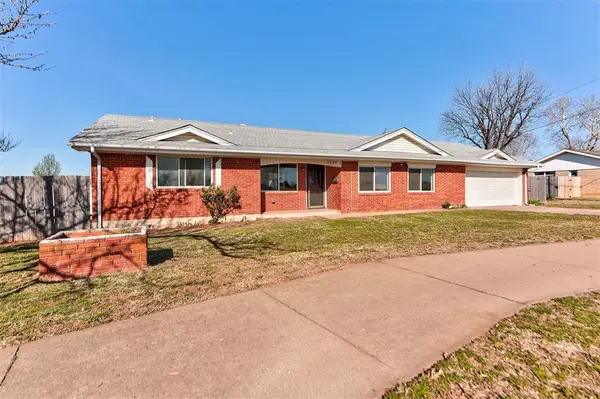 1605 S Broadway Avenue, Moore, OK 73160