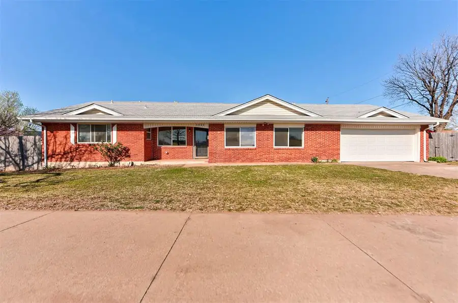 1605 S Broadway Avenue, Moore, OK 73160 - #3