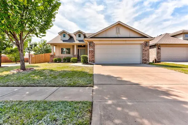 19112 Hecho Drive, Edmond, OK 73012