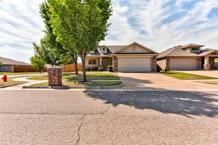 19112 Hecho Drive, Edmond, OK 73012 - #3