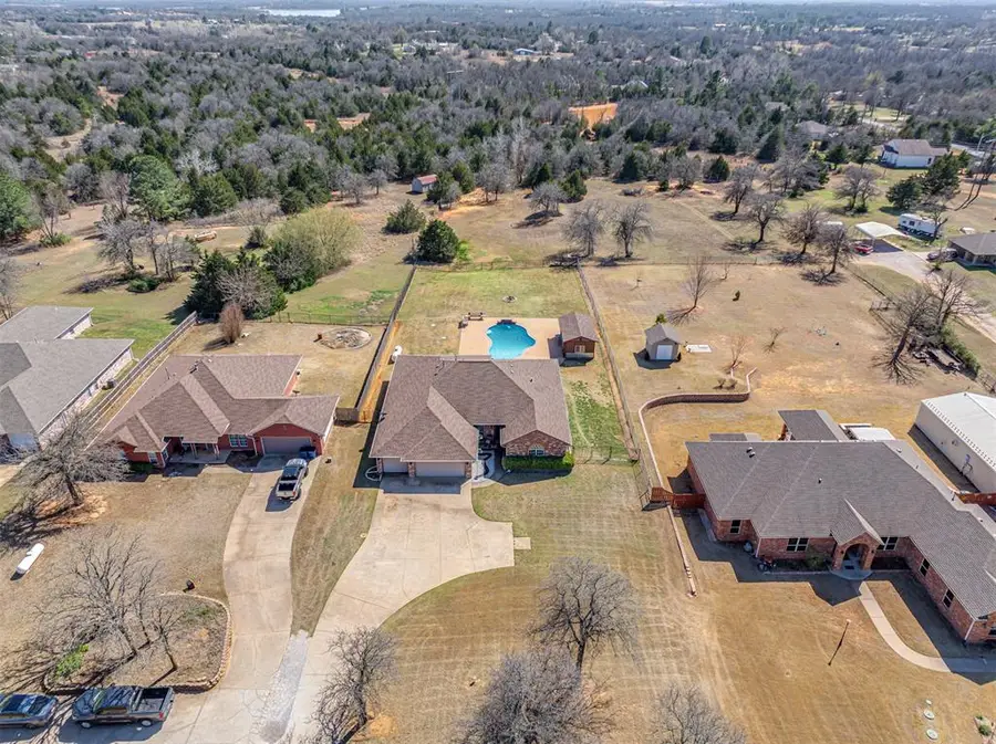 29353 Oklahoma Street, Harrah, OK 73045 - #2