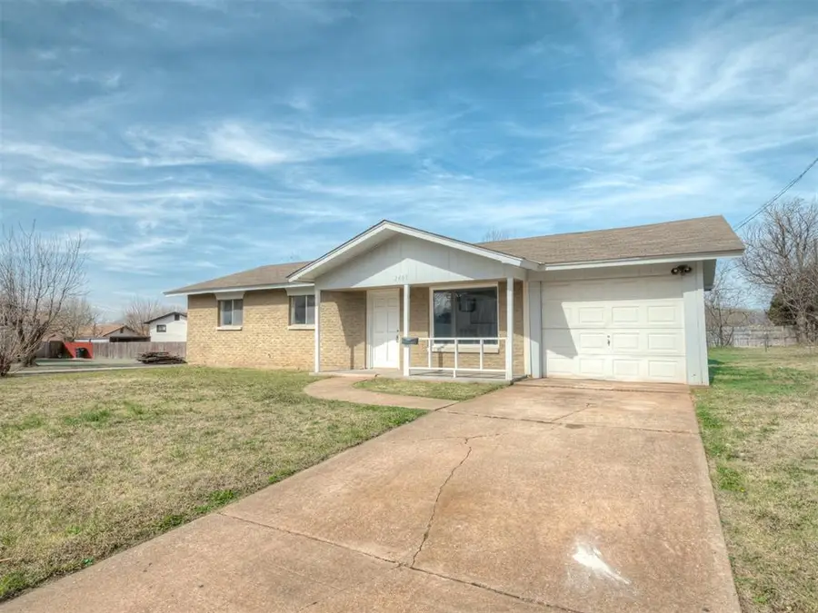 2401 Piccadilly Circle, Moore, OK 73160 - #2