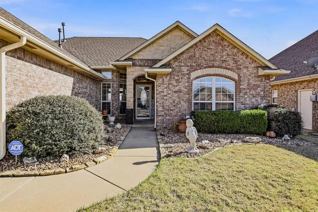 9032 NW 79th Terrace, Yukon, OK 73099 - #1