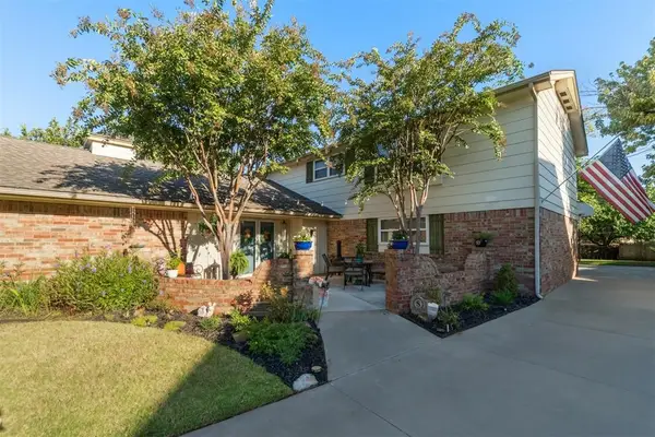5905 S Burnham Place, Oklahoma City, OK 73132