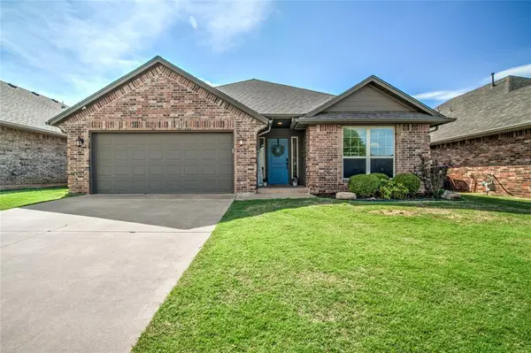 17605 Red Tailed Hawk Way, Edmond, OK 73012