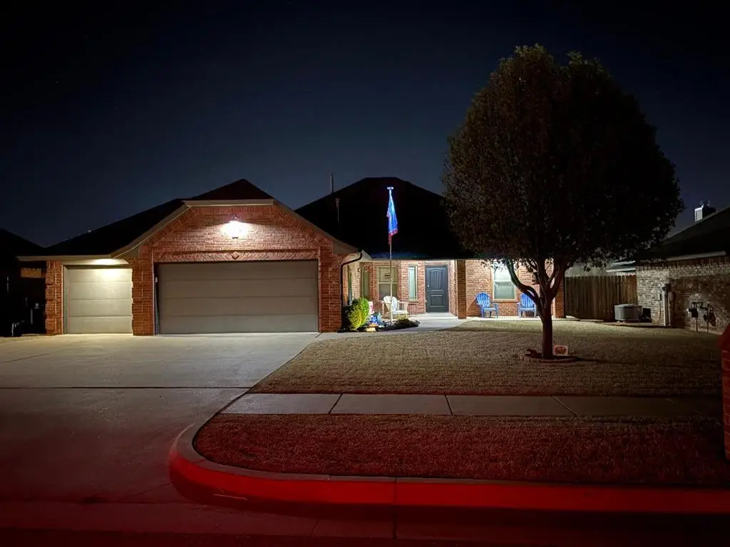 11041 NW 8th Street, Yukon, OK 73099 - #1