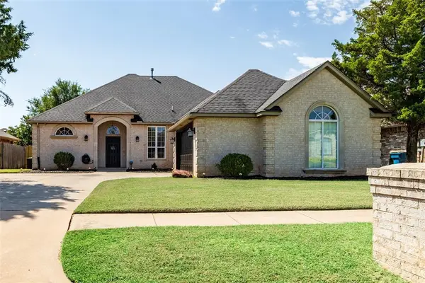 2112 Willow Bend Drive, Edmond, OK 73003