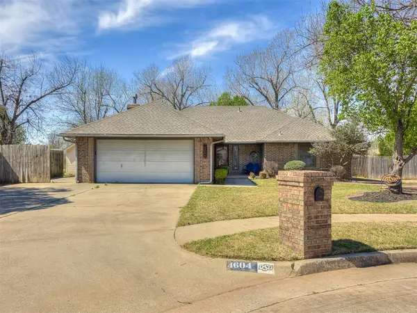 4604 Osborn Lane, Yukon, OK 73099