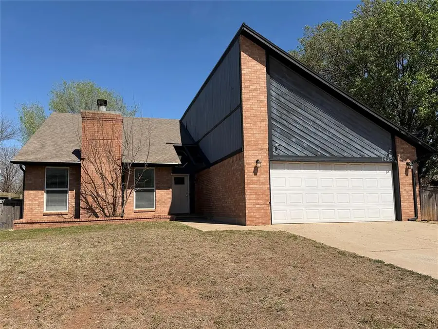 1425 NE 25th Street, Moore, OK 73160 - #2