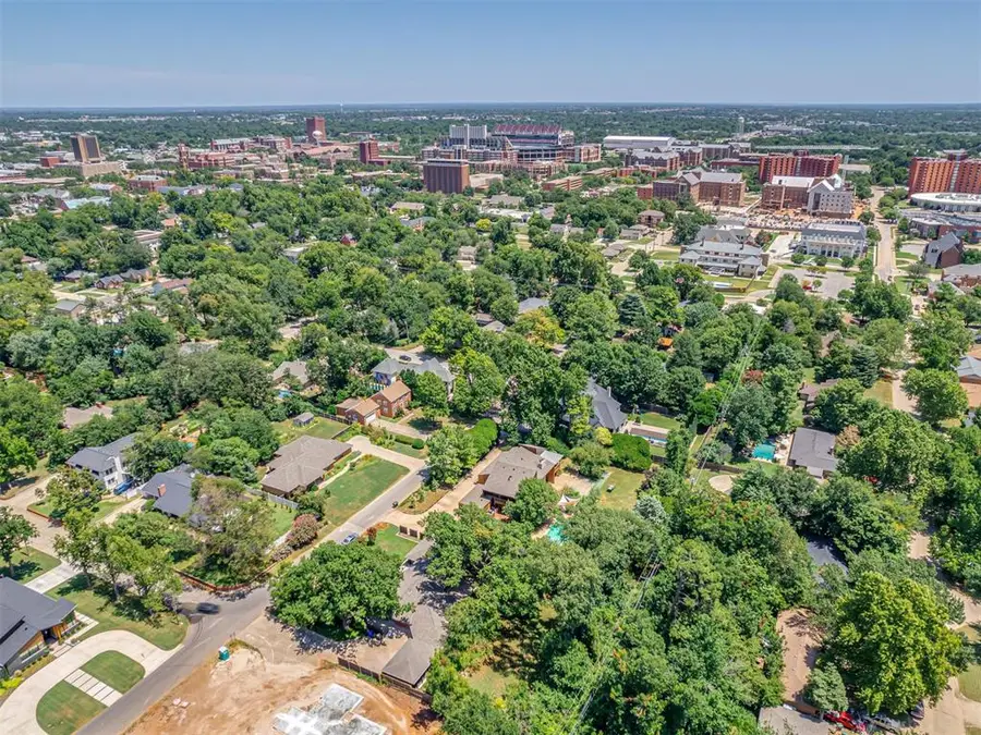 810 Hoover Street, Norman, OK 73072 - #3